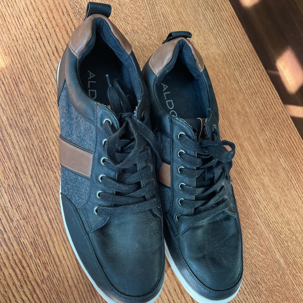 Mens Aldo shoes, worn once. US 10.5